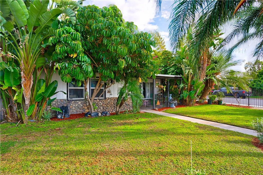 6580 Lake, Riverside, California 92503 home-pic-0