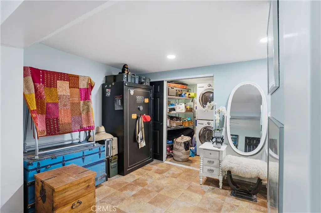 6580 Lake, Riverside, California 92503 home-pic-20