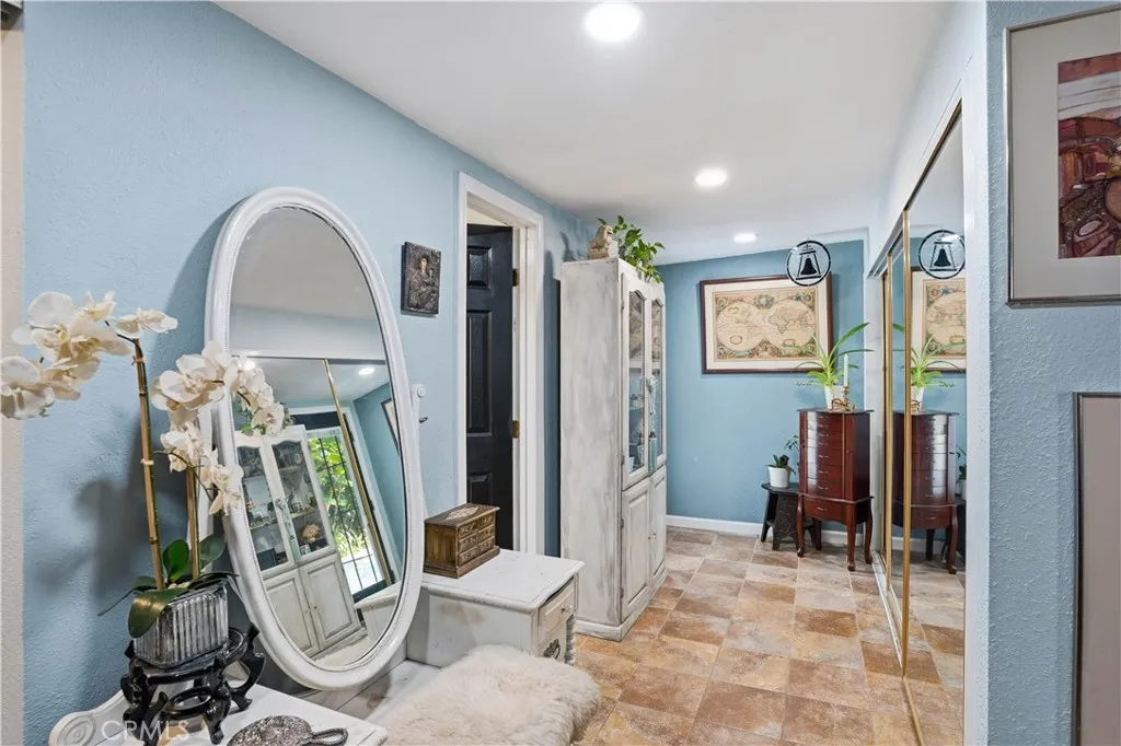 6580 Lake, Riverside, California 92503 home-pic-21