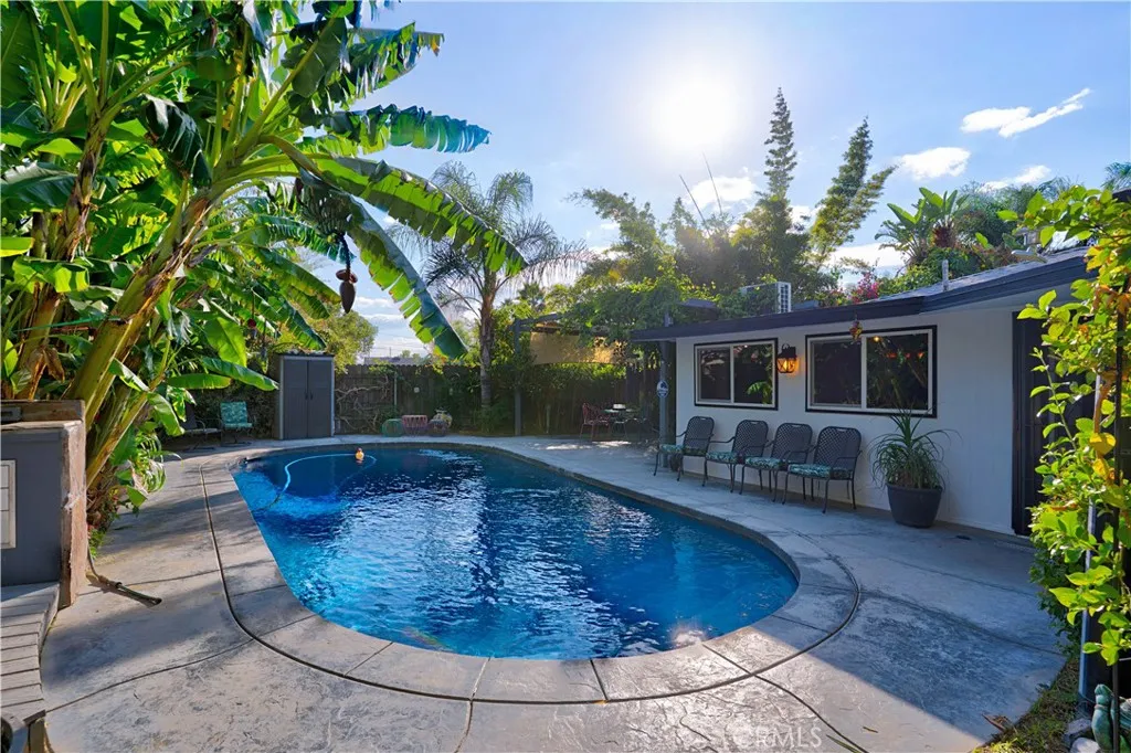 6580 Lake, Riverside, California 92503 home-pic-1