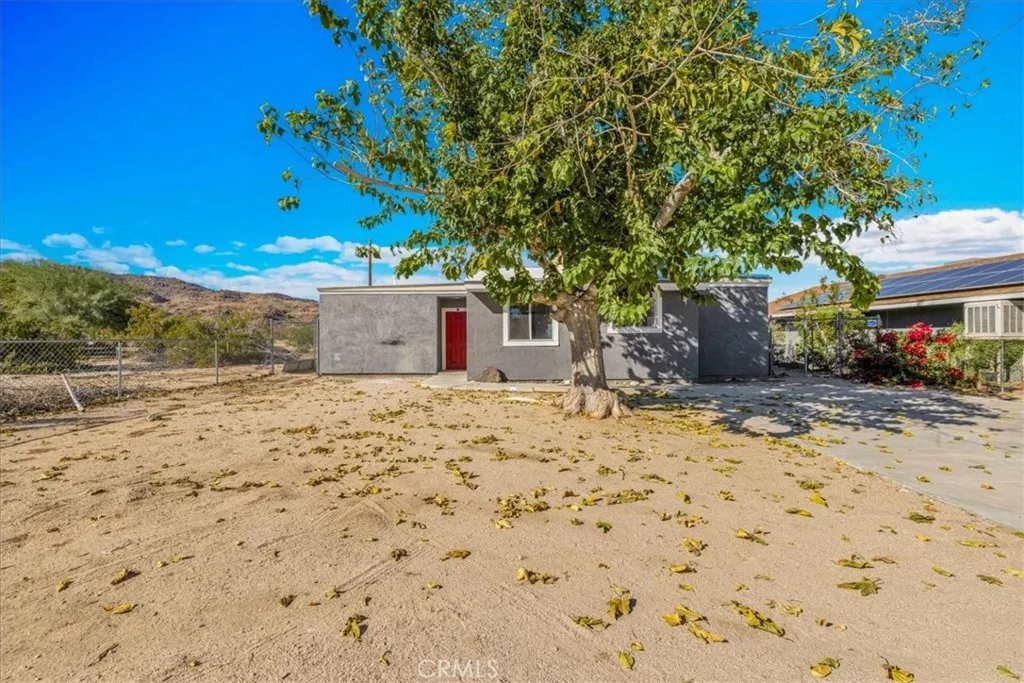 6686 Mojave Avenue, 29 Palms, California 92277 home-pic-4