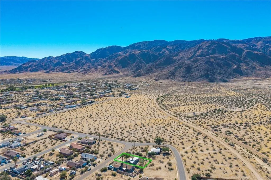 6686 Mojave Avenue, 29 Palms, California 92277 home-pic-38