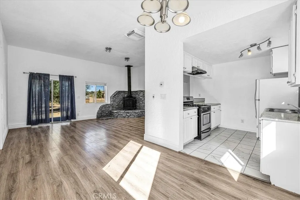 6686 Mojave Avenue, 29 Palms, California 92277 home-pic-12