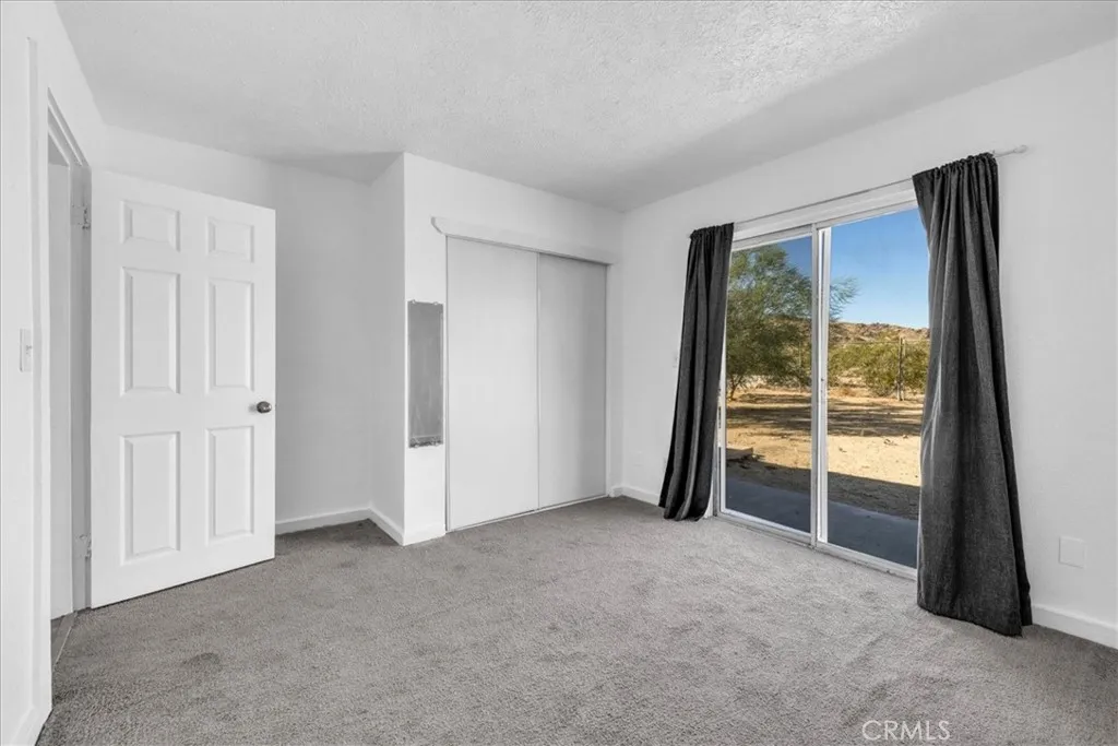 6686 Mojave Avenue, 29 Palms, California 92277 home-pic-23