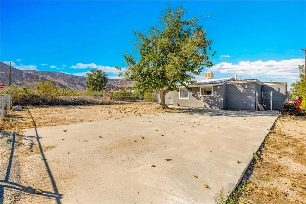 6686 Mojave Avenue, 29 Palms, California 92277 home-pic-3