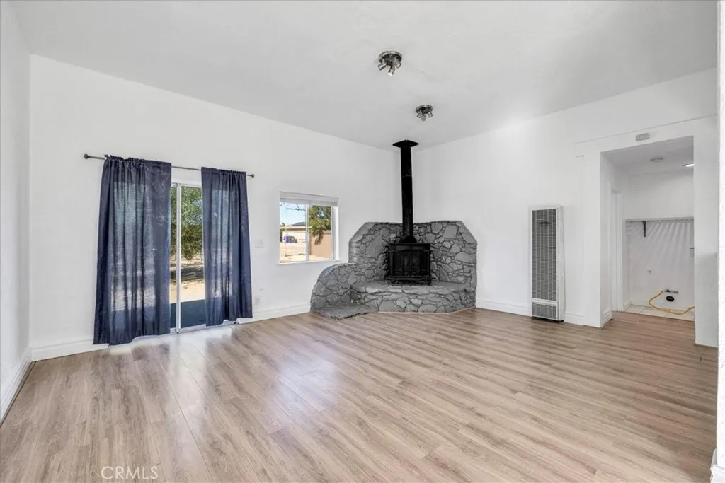 6686 Mojave Avenue, 29 Palms, California 92277 home-pic-6