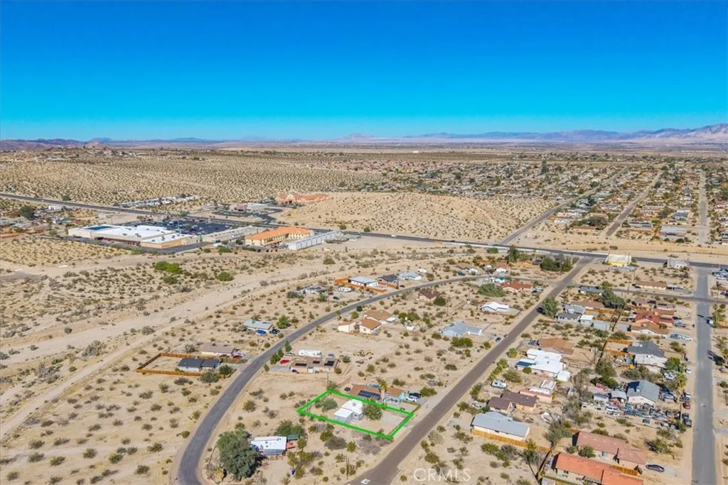 6686 Mojave Avenue, 29 Palms, California 92277 home-pic-36
