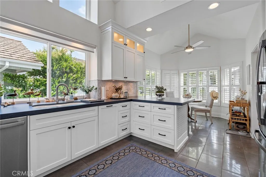 45 Northampton Court, Newport Beach, California 92660 home-pic-5