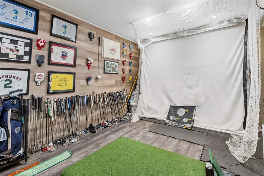 45 Northampton Court, Newport Beach, California 92660 home-pic-22