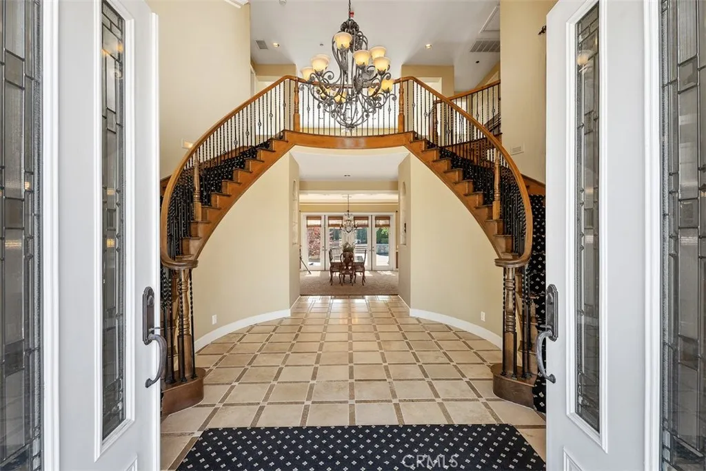 87 Panorama, Coto De Caza, California 92679 home-pic-11