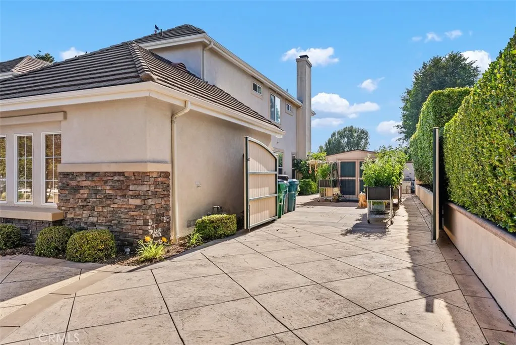 87 Panorama, Coto De Caza, California 92679 home-pic-10