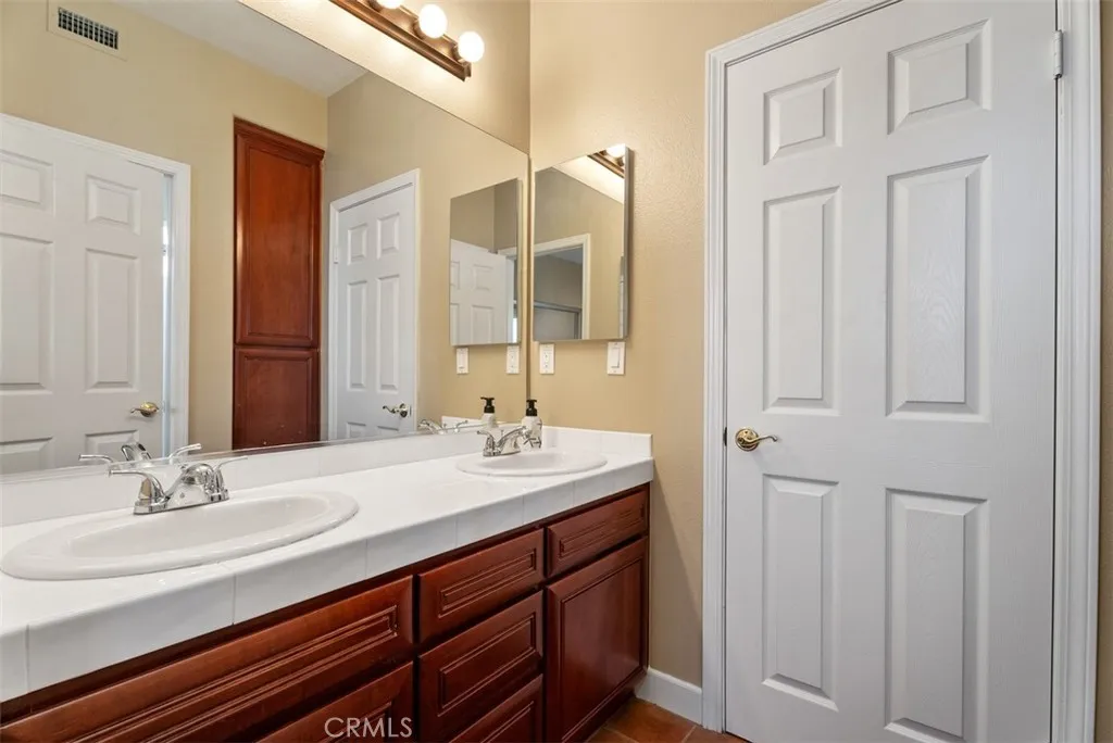 87 Panorama, Coto De Caza, California 92679 home-pic-37