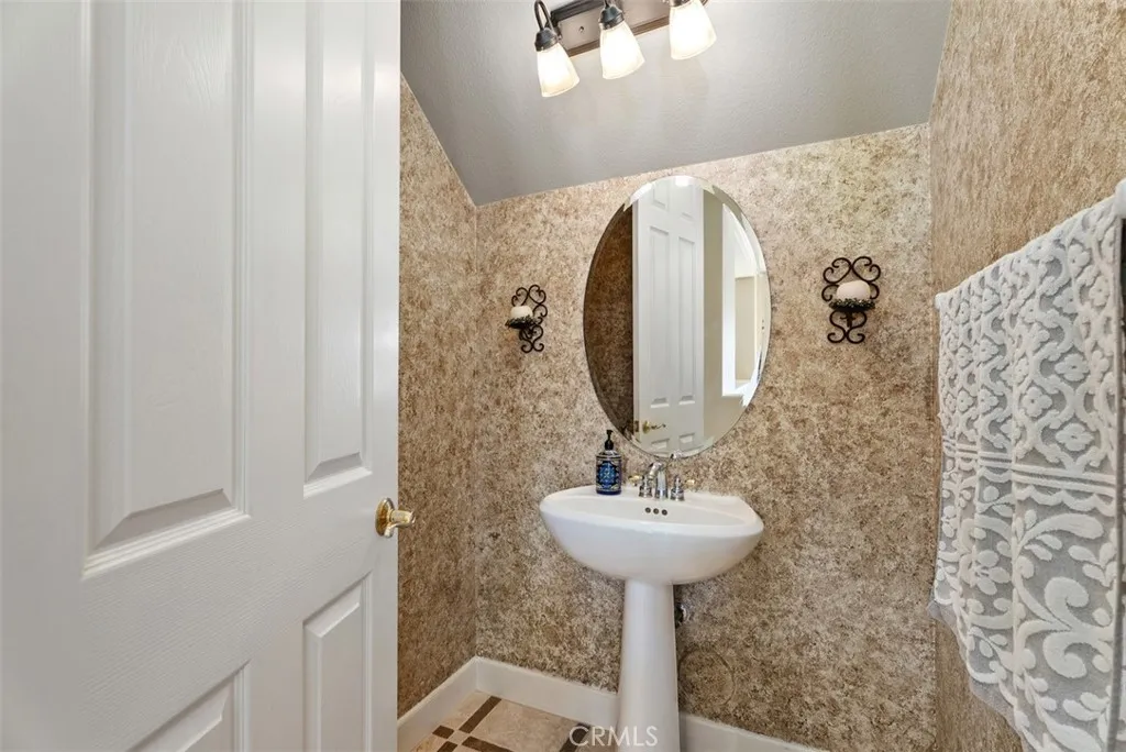 87 Panorama, Coto De Caza, California 92679 home-pic-19
