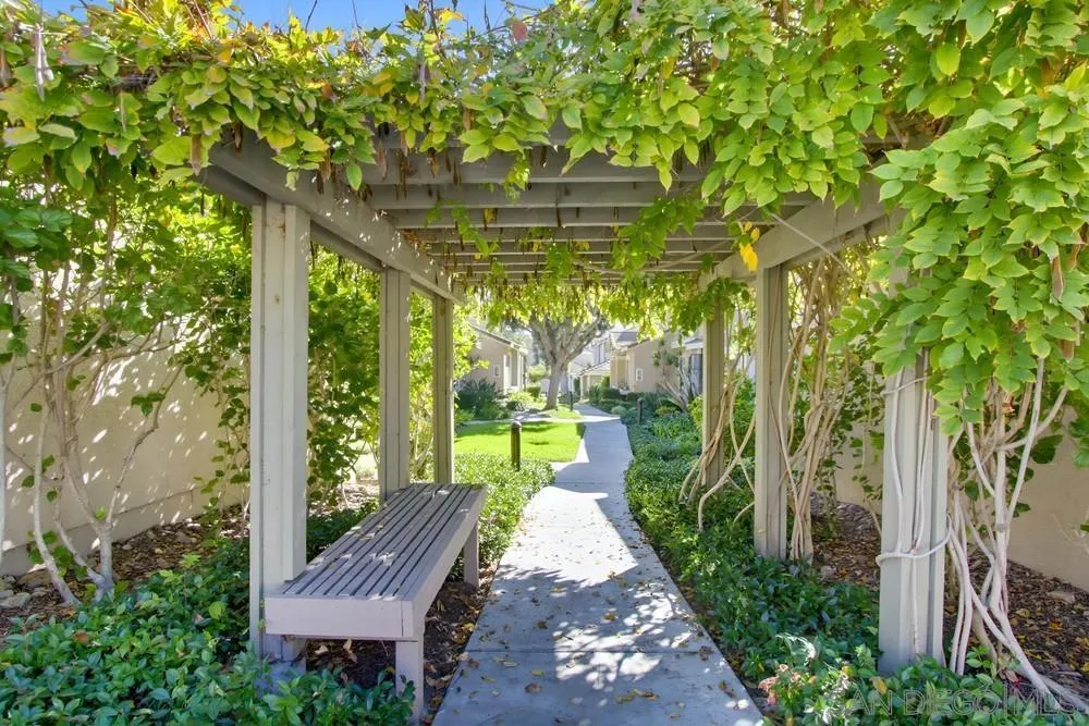 , San Diego, California 92130 home-pic-30