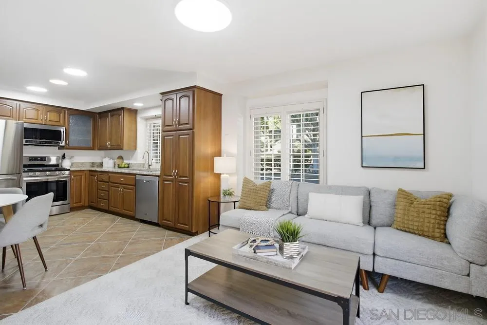 , San Diego, California 92130 home-pic-1
