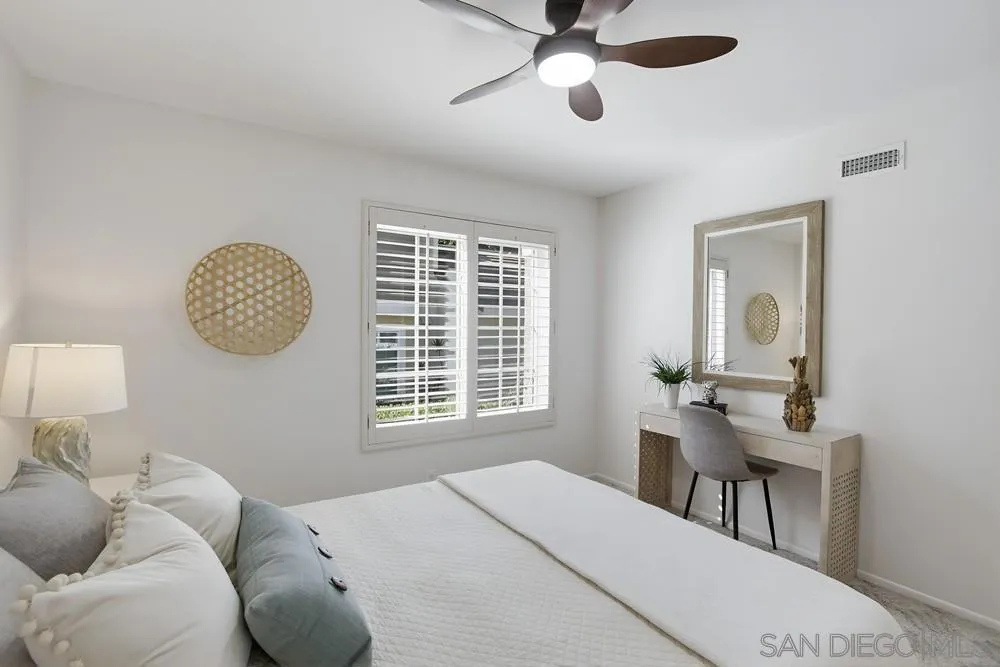 , San Diego, California 92130 home-pic-24