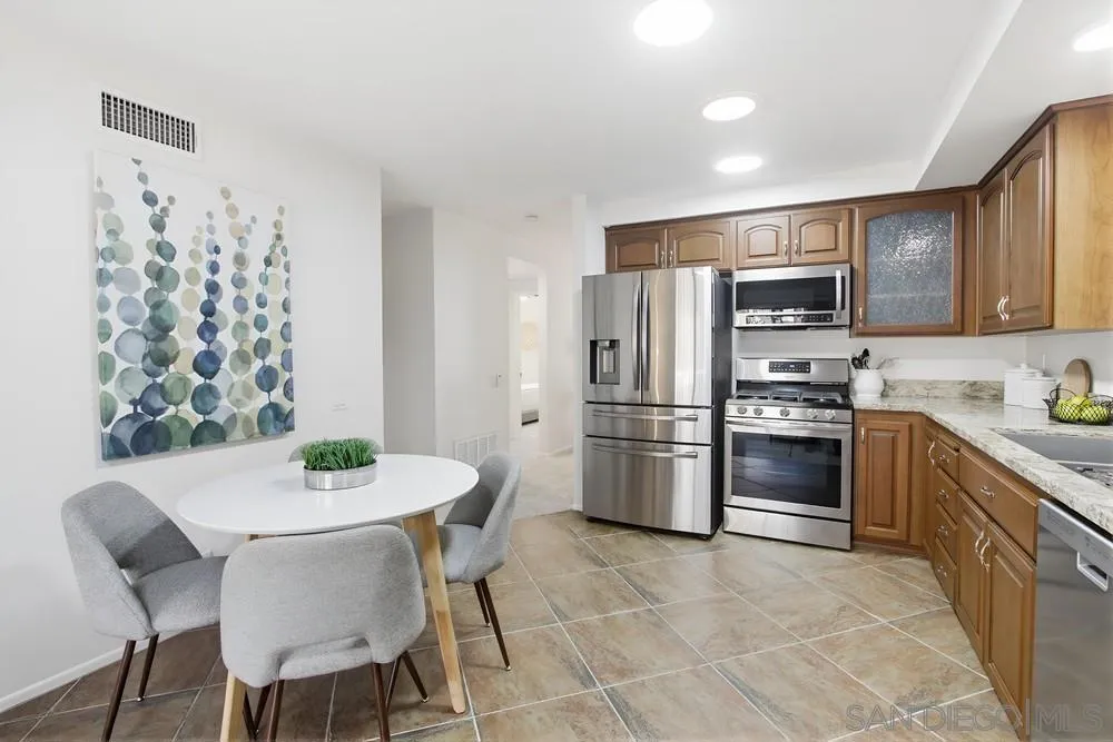 , San Diego, California 92130 home-pic-13