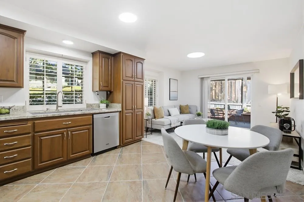 , San Diego, California 92130 home-pic-8