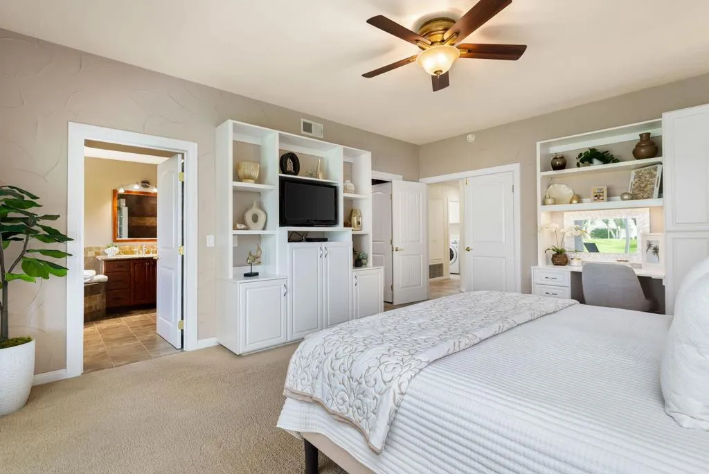 678 Vista Lago Circle N, Palm Desert, California 92211 home-pic-27