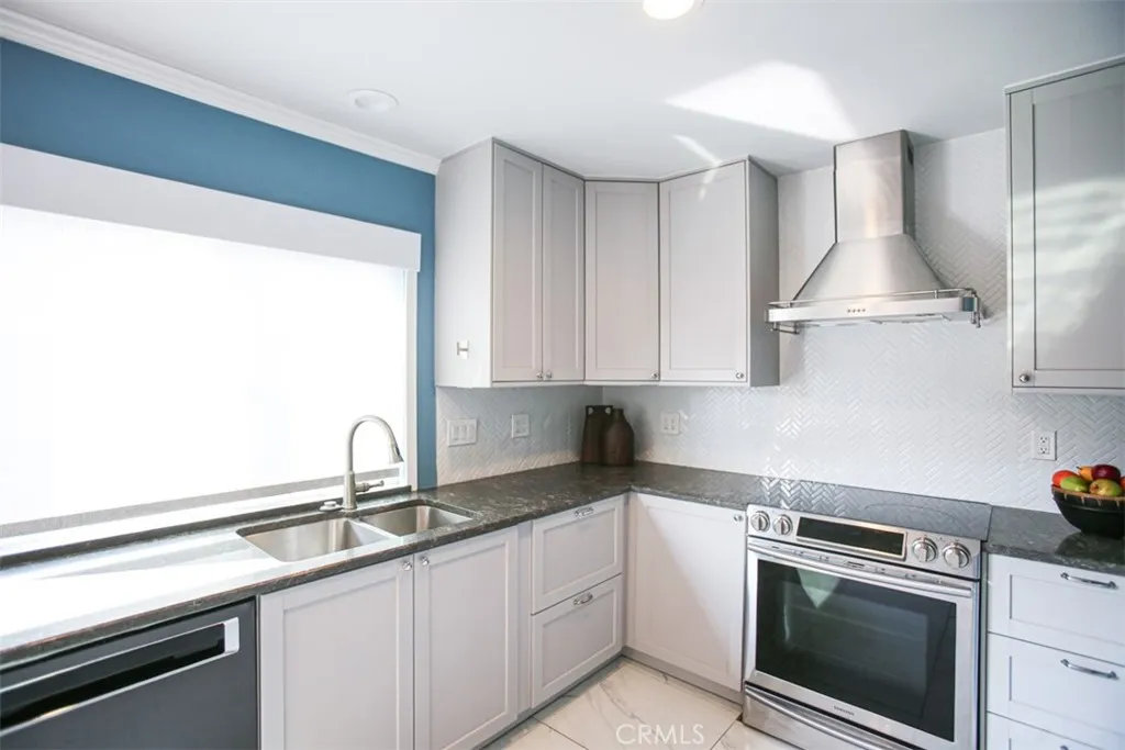 11058 Grant Way, Stanton, California 90680 home-pic-9