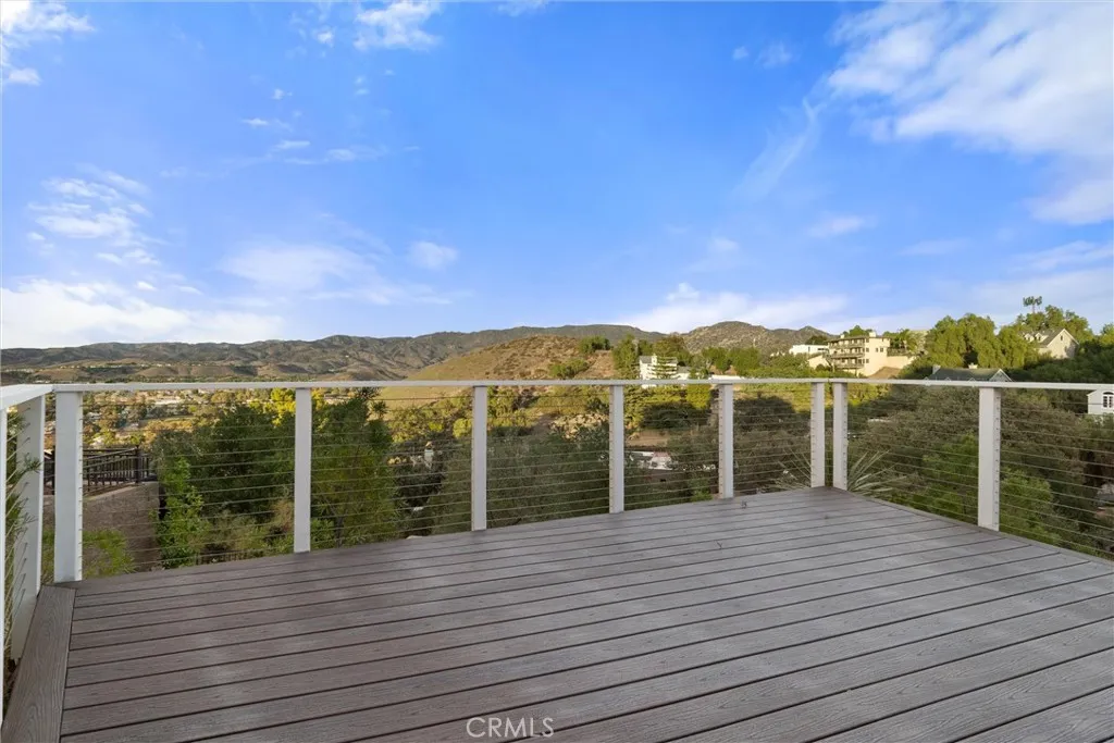 1259 Gonzales Rd, Simi Valley, California 93063 home-pic-5