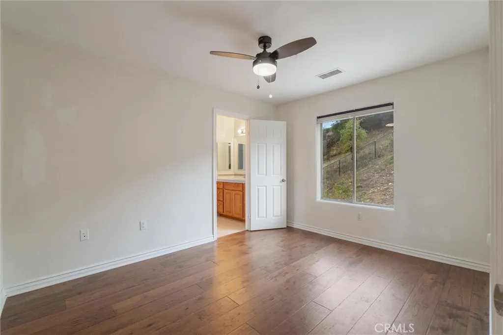 1259 Gonzales Rd, Simi Valley, California 93063 home-pic-11