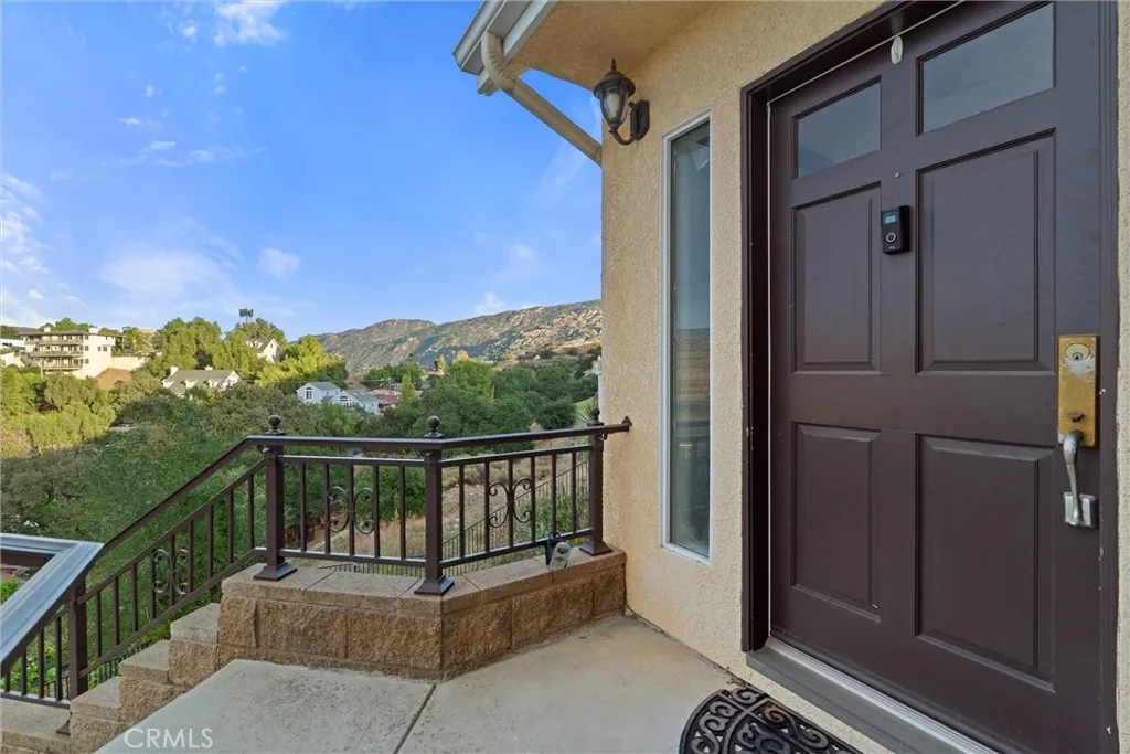 1259 Gonzales Rd, Simi Valley, California 93063 home-pic-34