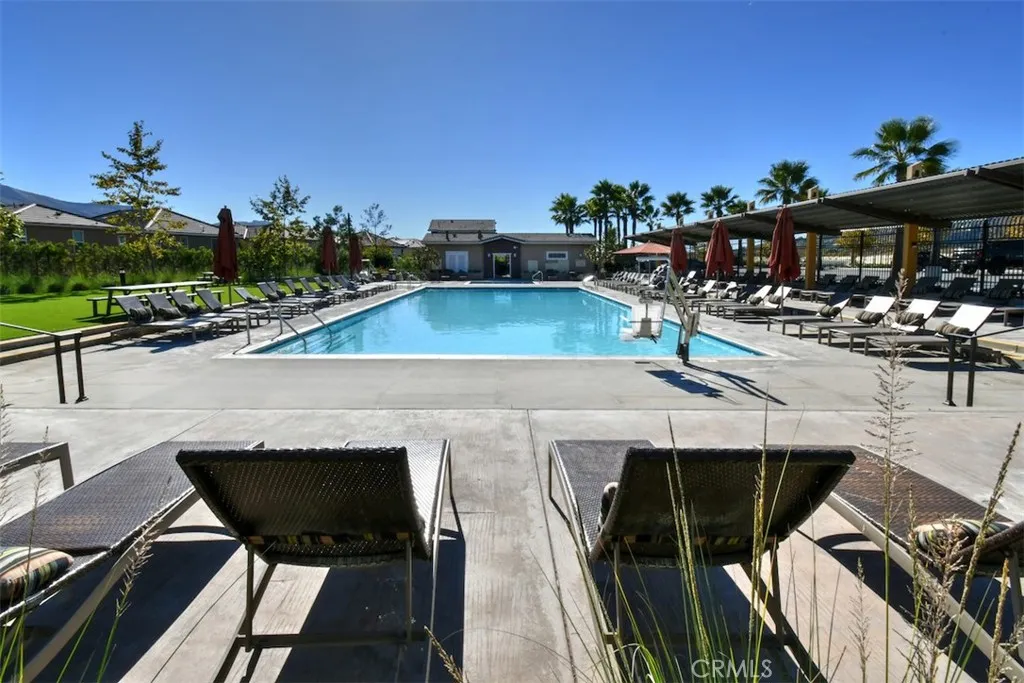 2130 Harvest Loop, Santa Paula, California 93060 home-pic-67