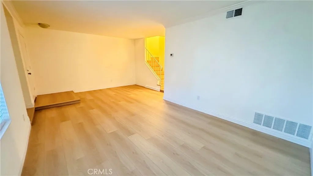 1472 Camelot Drive, Corona, California 92882 home-pic-9