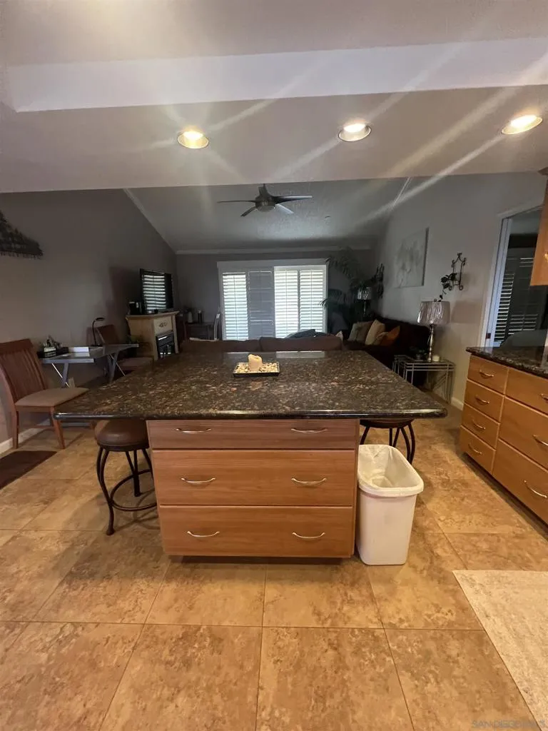 40729 Preston Trails, Palm Desert, California 92211 home-pic-7