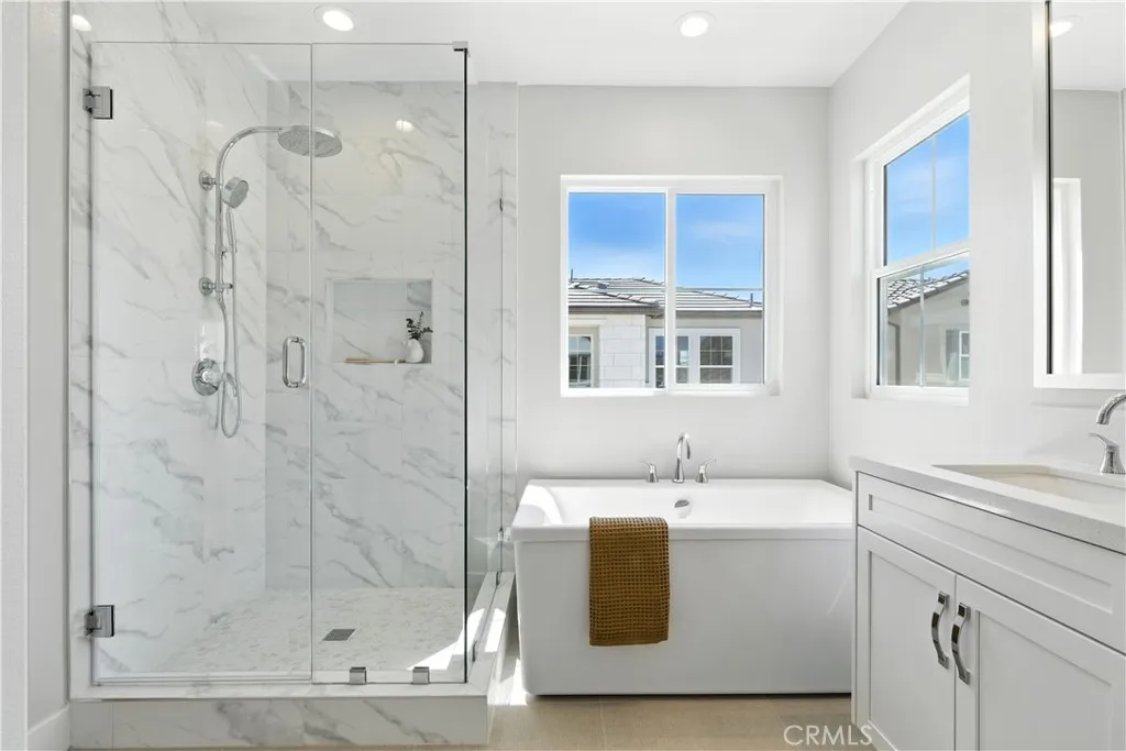 726 Olivier Drive, Placentia, California 92870 home-pic-9