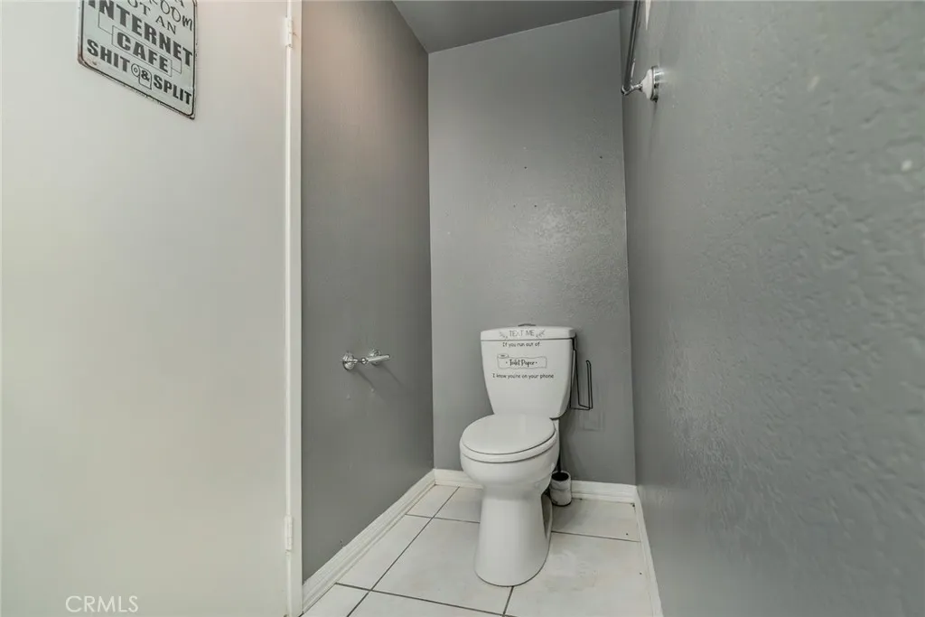 11327 Oakwood, Fontana, California 92337 home-pic-6