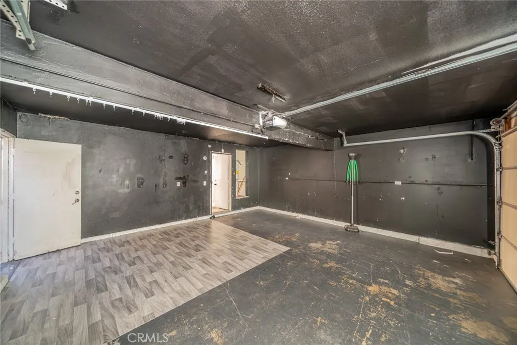11327 Oakwood, Fontana, California 92337 home-pic-12