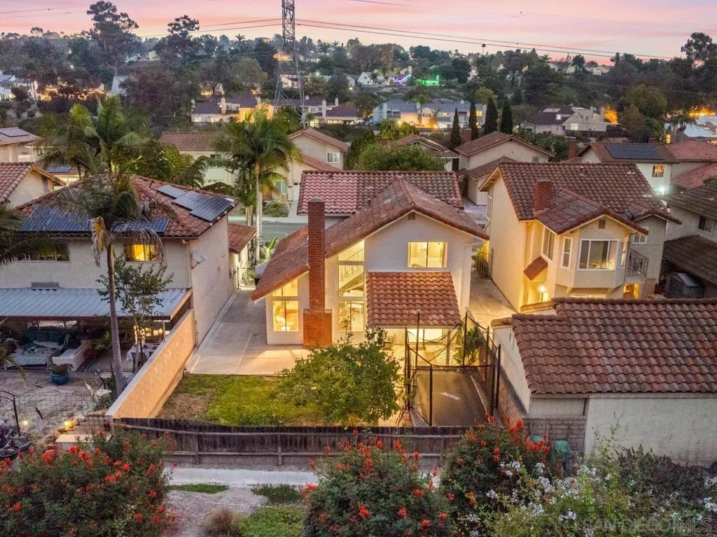 4405 Sierra Morena Ave, Carlsbad, California 92010 home-pic-1
