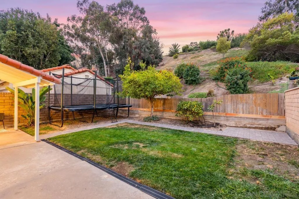 4405 Sierra Morena Ave, Carlsbad, California 92010 home-pic-65