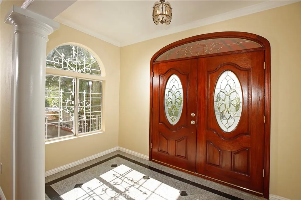 4915 El Canto Drive, Los Angeles, California 90041 home-pic-1