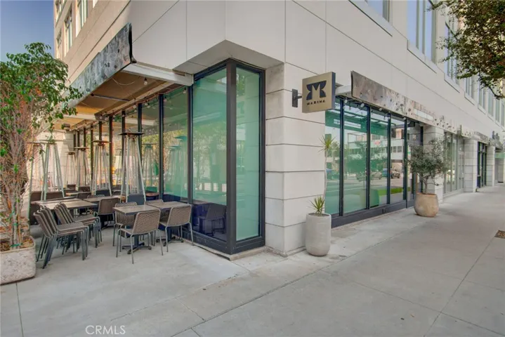 175 S Lake 402, Pasadena, California 91101