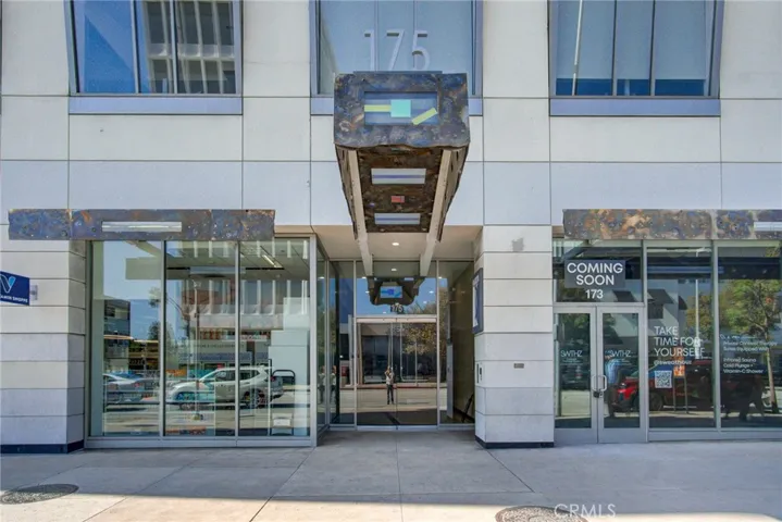 175 S Lake 402, Pasadena, California 91101