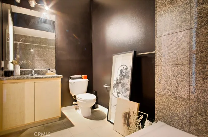 175 S Lake 402, Pasadena, California 91101