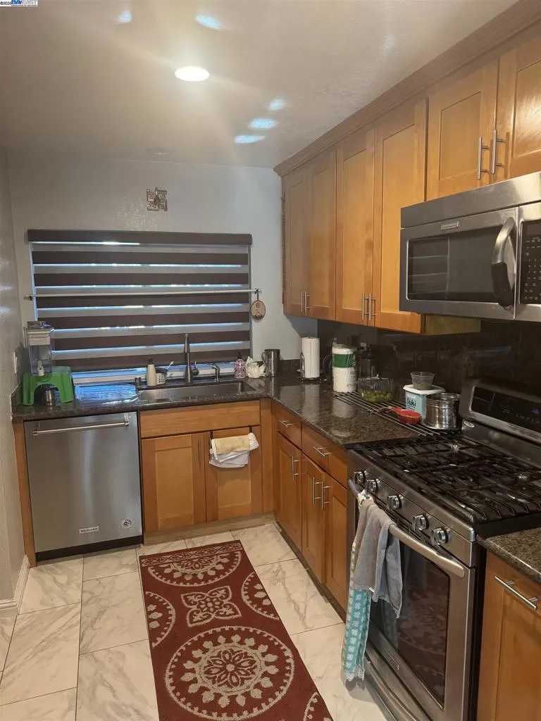 6649 Bunker Hill Ct, San Jose, California 95120 home-pic-5