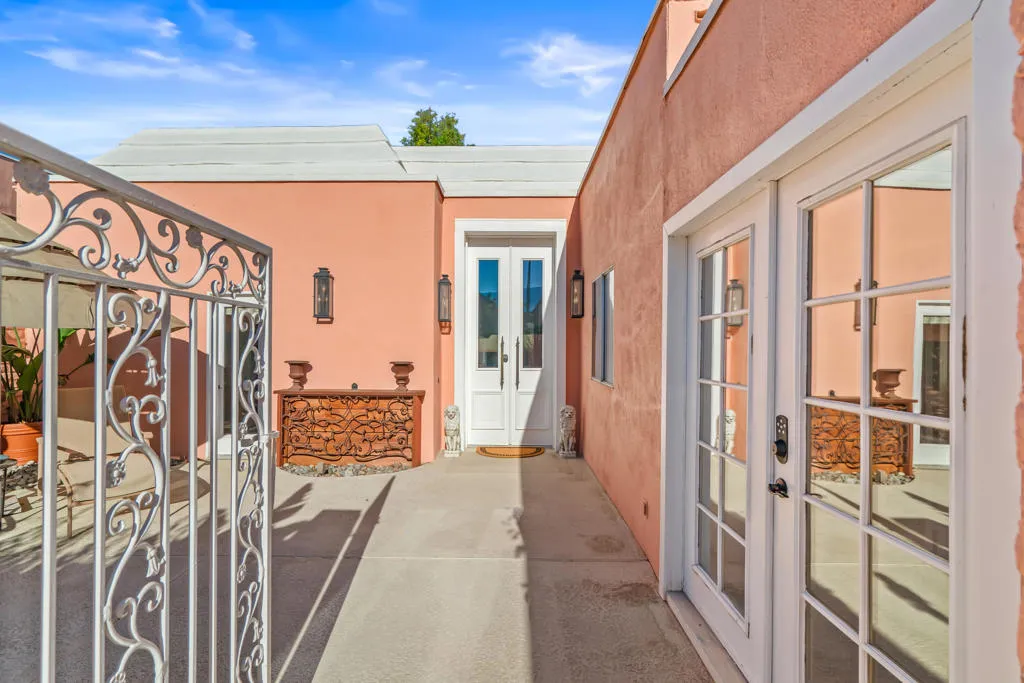 47444 Rabat Drive, Palm Desert, California 92260 home-pic-2