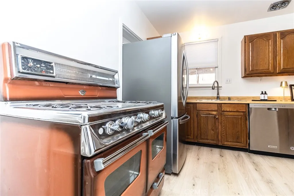 411 Bazoobuth Street, Needles, California 92363 home-pic-18