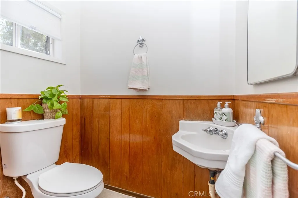 411 Bazoobuth Street, Needles, California 92363 home-pic-29