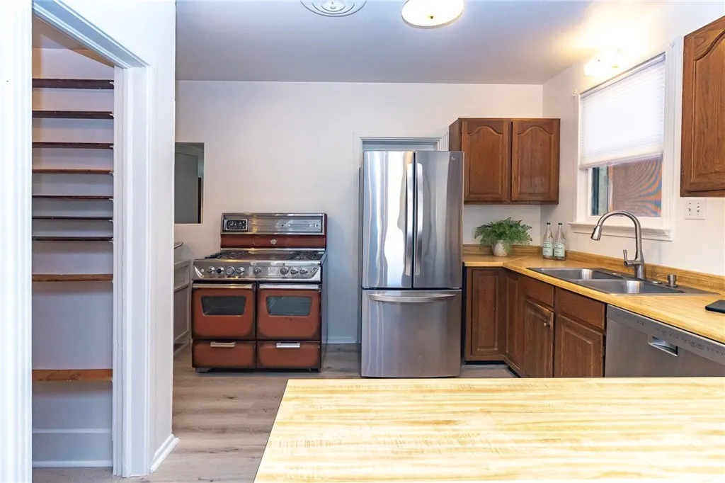 411 Bazoobuth Street, Needles, California 92363 home-pic-14