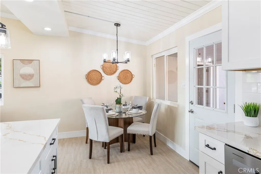 18203 Bellefont Drive, Azusa, California 91702 home-pic-8