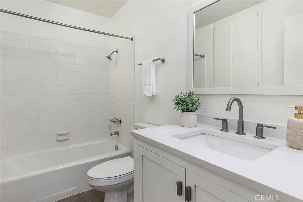 1438 W 146th, Gardena, California 90247 home-pic-15