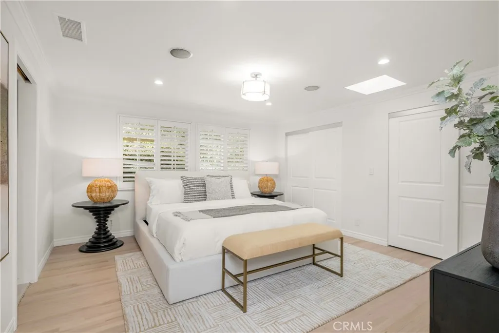 370 E 19th, Costa Mesa, California 92627 home-pic-12