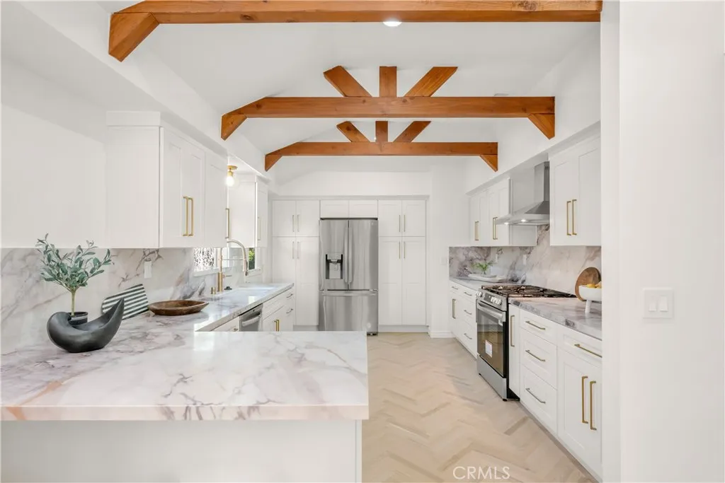 370 E 19th, Costa Mesa, California 92627 home-pic-11