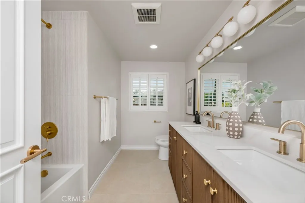 370 E 19th, Costa Mesa, California 92627 home-pic-17
