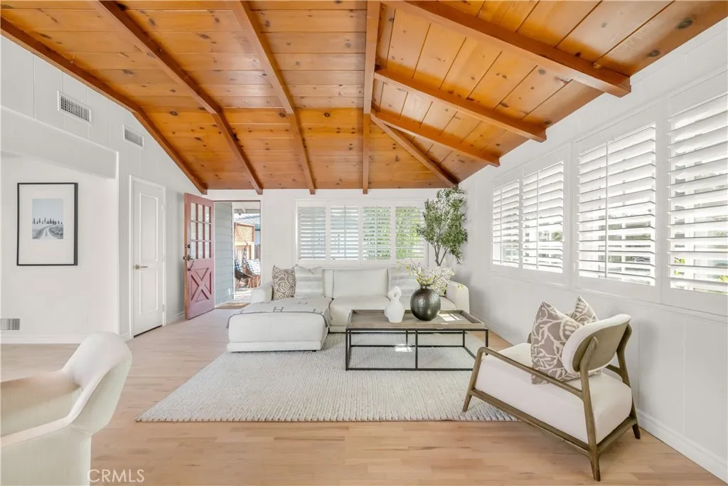 370 E 19th, Costa Mesa, California 92627 home-pic-7